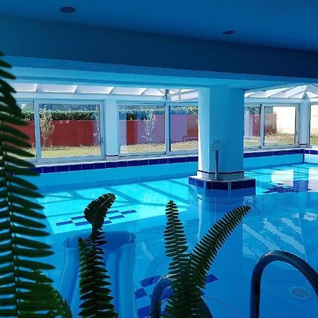 Apartments Ana Wellness L ロヴィニ エクステリア 写真